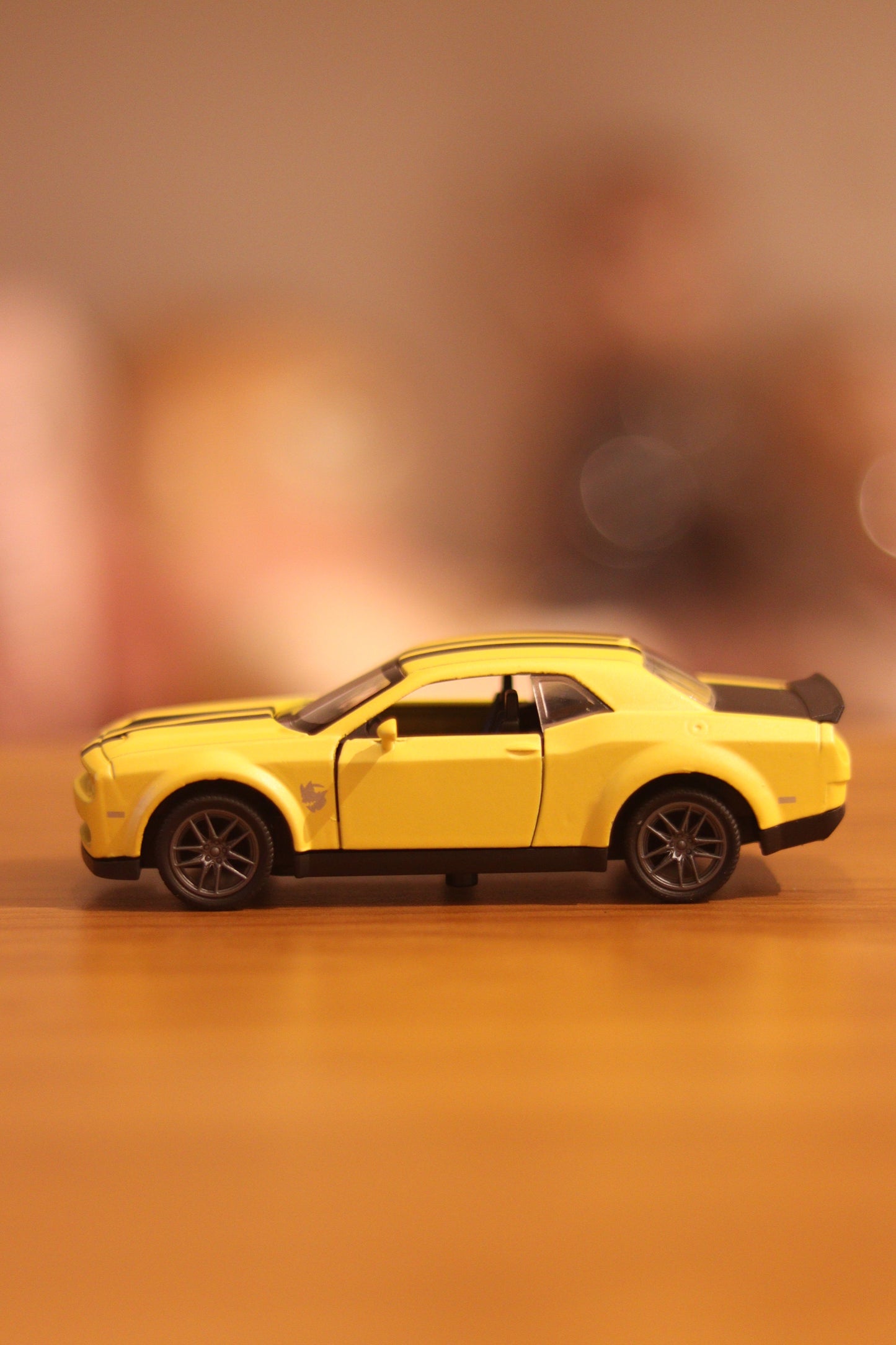 Pull‑Back Alloy Die-Cast Car – Realistic Pull-Drive, Openable Doors & Detailed Design | Onebest