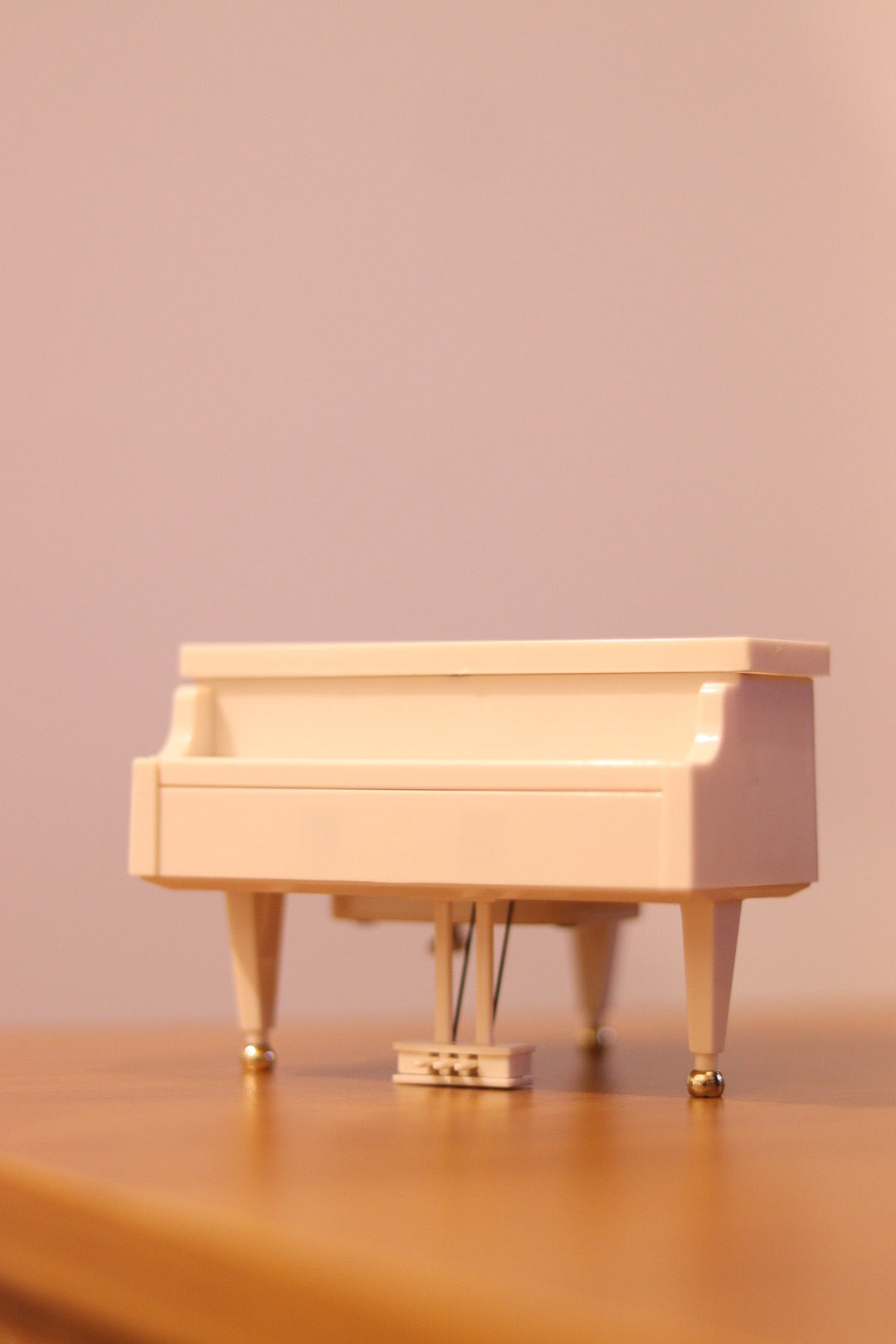 Piano with Dancing Girl Musical Showpiece - Wind-Up Mechanism | Elegant Home & Gift Decor | Onebest