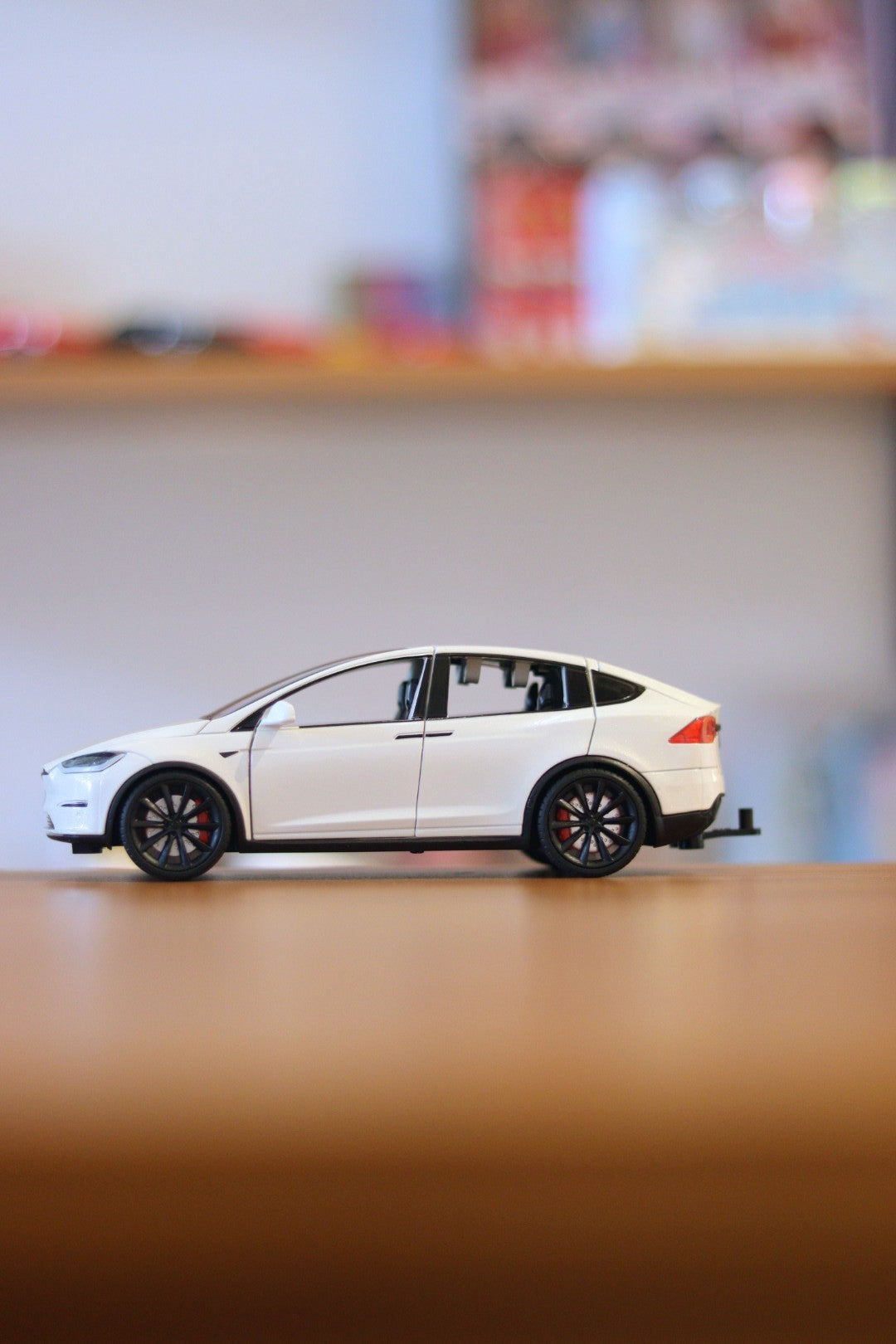 Tesla Model X Diecast Electric Car & RV Camper Toy Set - Sound, Lights, Charging Station & Pullback Action | Onebest
