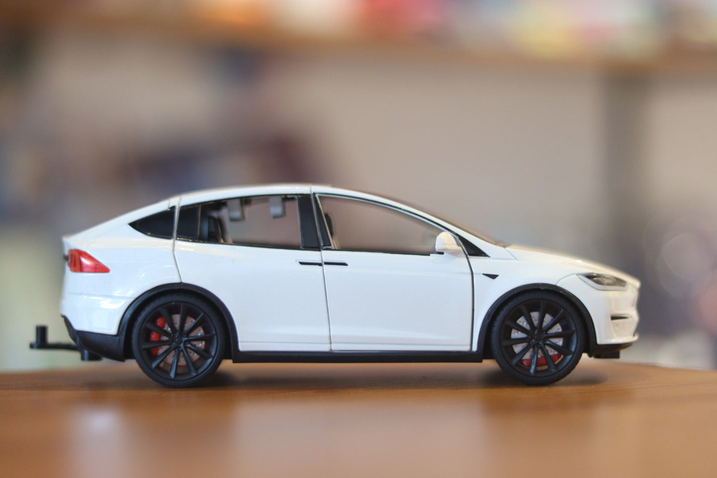 Tesla Model X Diecast Electric Car & RV Camper Toy Set - Sound, Lights, Charging Station & Pullback Action | Onebest