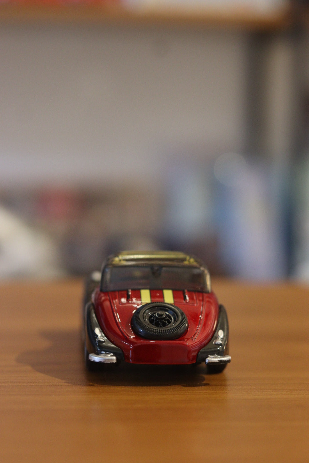 Retro Vintage Diecast Car with Pull Back Action & Openable Doors - Classic Metal Toy | Onebest