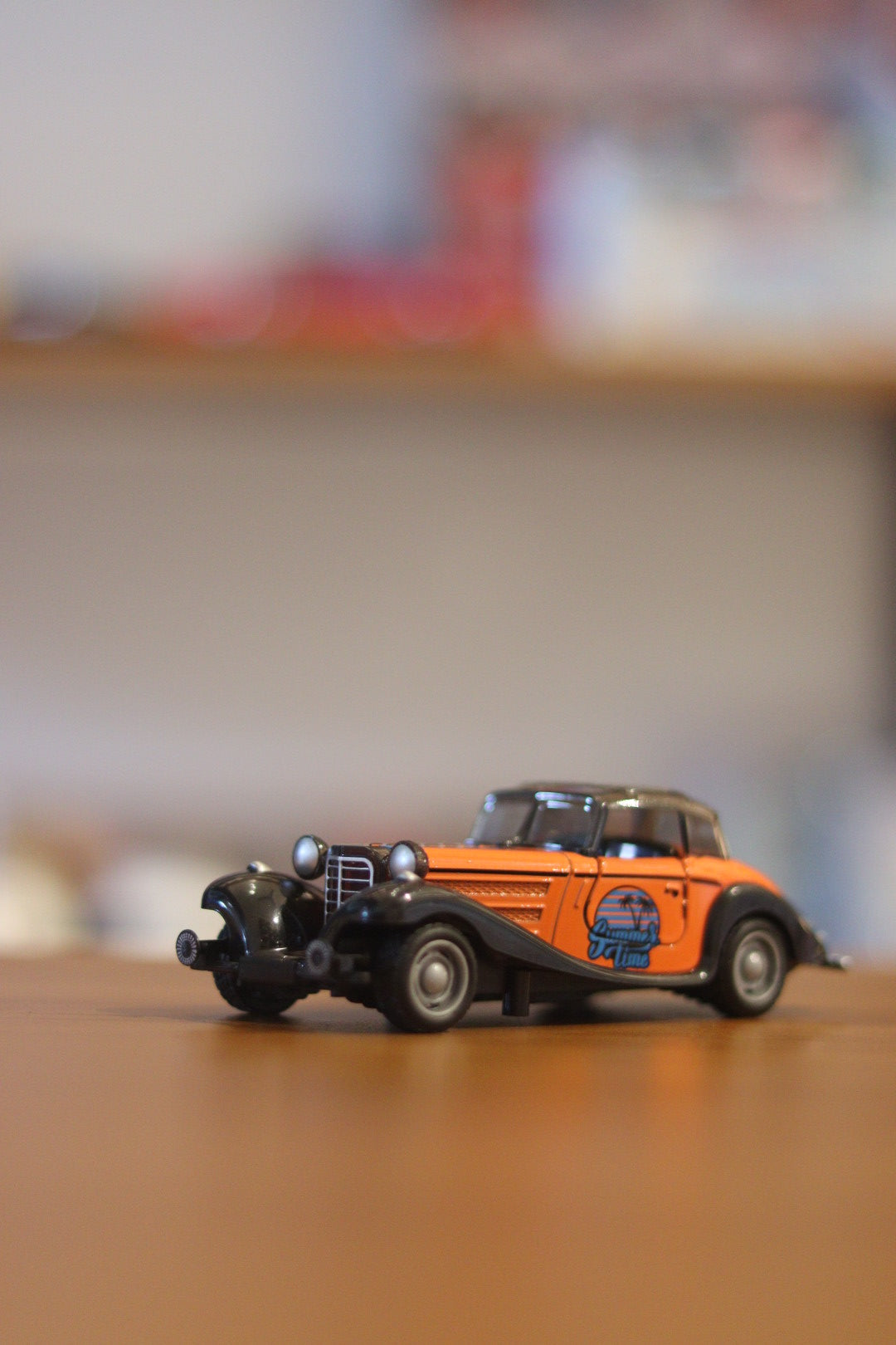 Retro Vintage Diecast Car with Pull Back Action & Openable Doors - Classic Metal Toy | Onebest