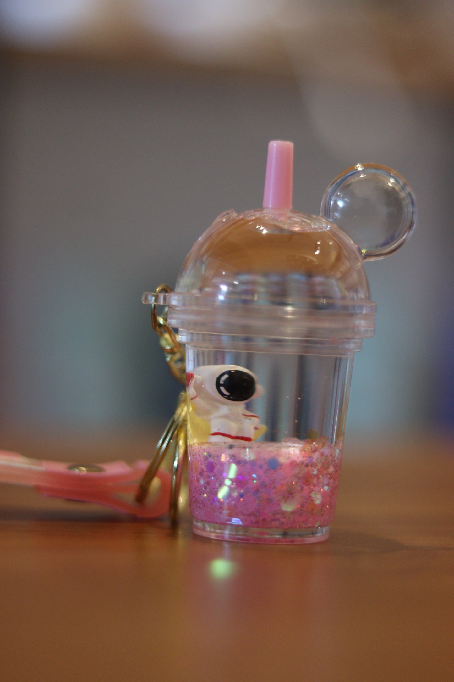 Cute Astronaut Liquid Cup Keychain – Mini Acrylic Drink Charm with Pink Floating Glitter | Aesthetic Space-Themed Key Ring for Bags & Gifts | Onebest 🚀💖