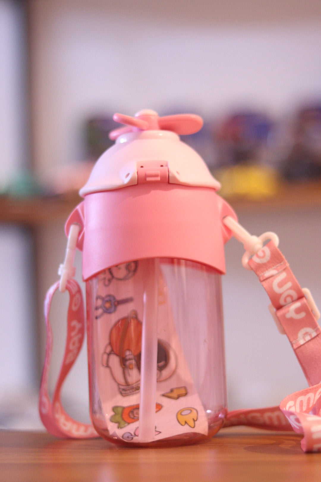 Kids Water Bottle with Fan 450ml | Portable Cooling & Drinking Bottle | Onebest