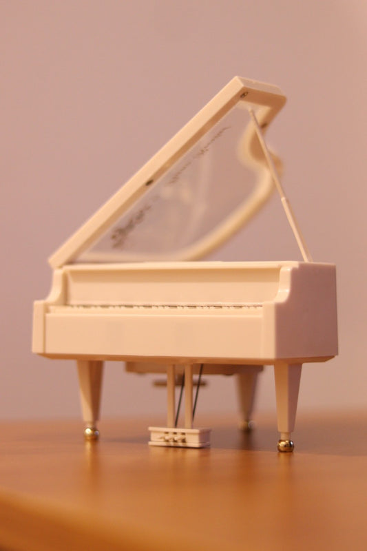Piano with Dancing Girl Musical Showpiece - Wind-Up Mechanism | Elegant Home & Gift Decor | Onebest