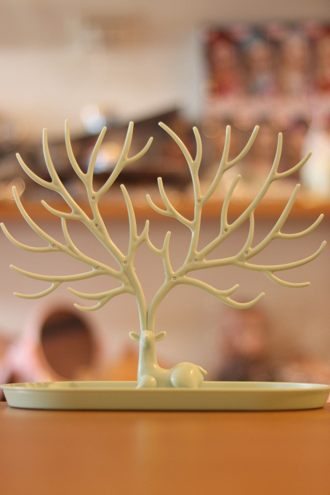 Tree-Shaped Keychain Holder Stand – Desktop Jewelry & Key Organizer Display | Onebest