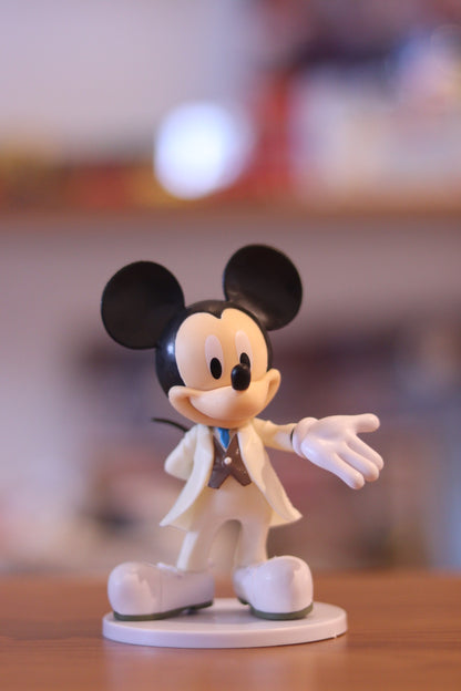 Mickey & Minnie Mouse Wedding Pose Figures - Bride & Groom Toy Set | Cute Home Decor, Tabletop Showpiece, Gift for Kids & Disney Fans | Onebest