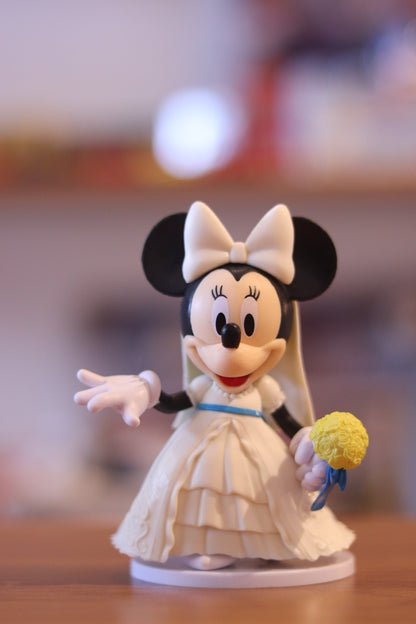 Mickey & Minnie Mouse Wedding Pose Figures - Bride & Groom Toy Set | Cute Home Decor, Tabletop Showpiece, Gift for Kids & Disney Fans | Onebest