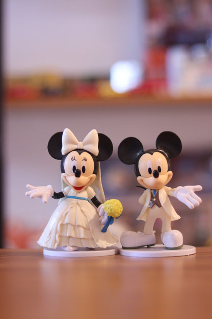 Mickey & Minnie Mouse Wedding Pose Figures - Bride & Groom Toy Set | Cute Home Decor, Tabletop Showpiece, Gift for Kids & Disney Fans | Onebest