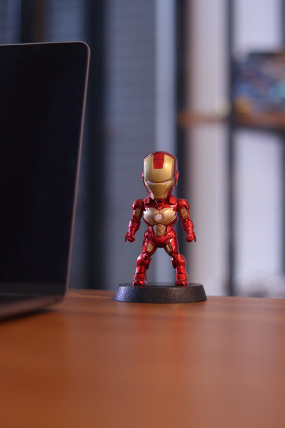 Iron Man Solar Powered Bobblehead | Wobble Toy for Car Dashboard or Desk | Onebest