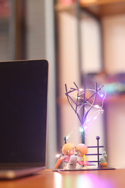Romantic Couple Showpiece with Tree Stand - Fairy Lights Included | Onebest