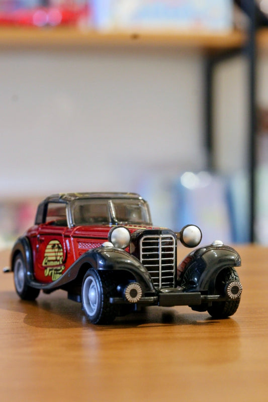 Retro Vintage Diecast Car with Pull Back Action & Openable Doors - Classic Metal Toy | Onebest