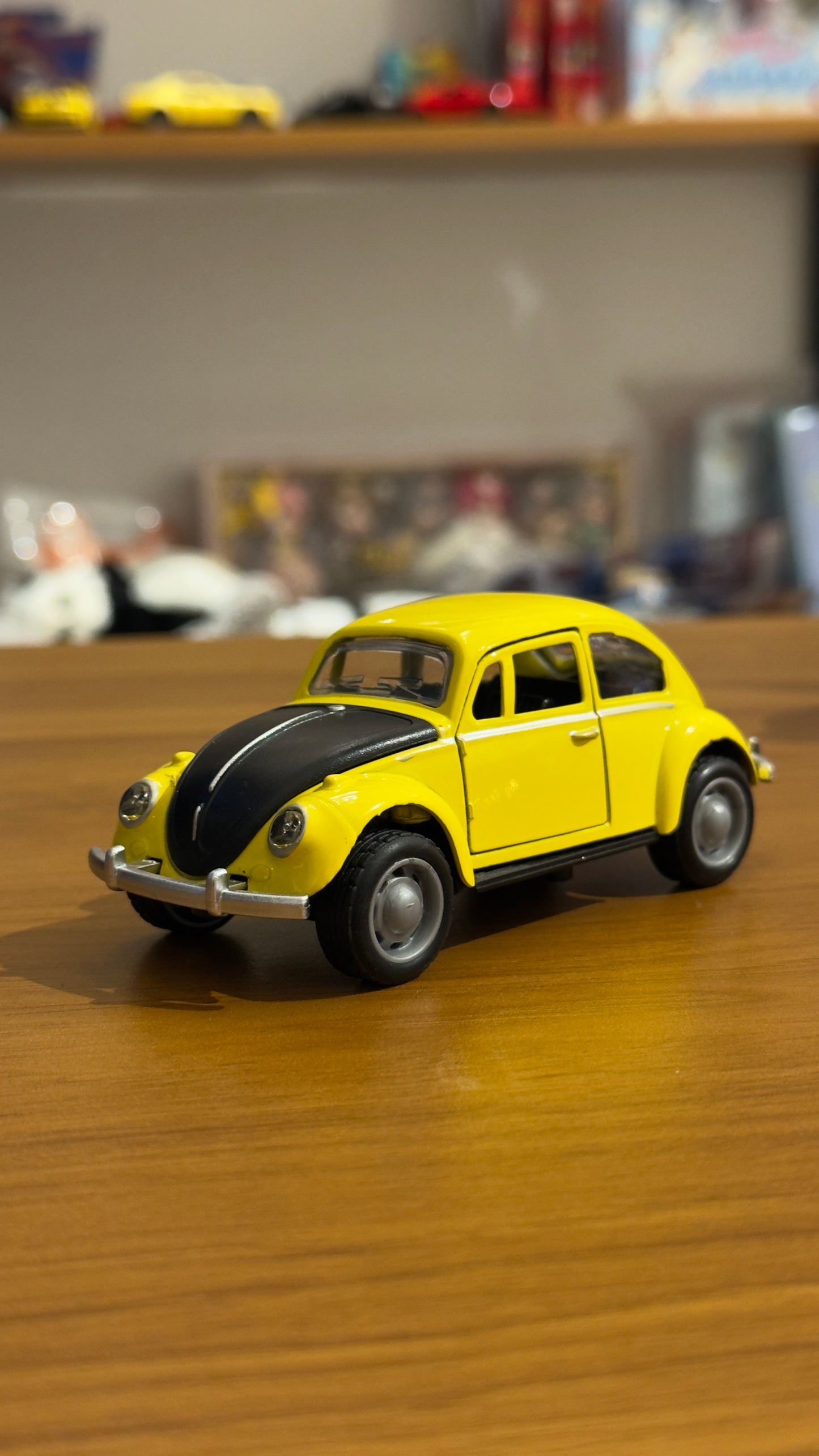 Pull Back Volkswagen Beetle Diecast Car with Openable Doors - Premium Alloy Toy Car for Kids & Collectors | Onebest