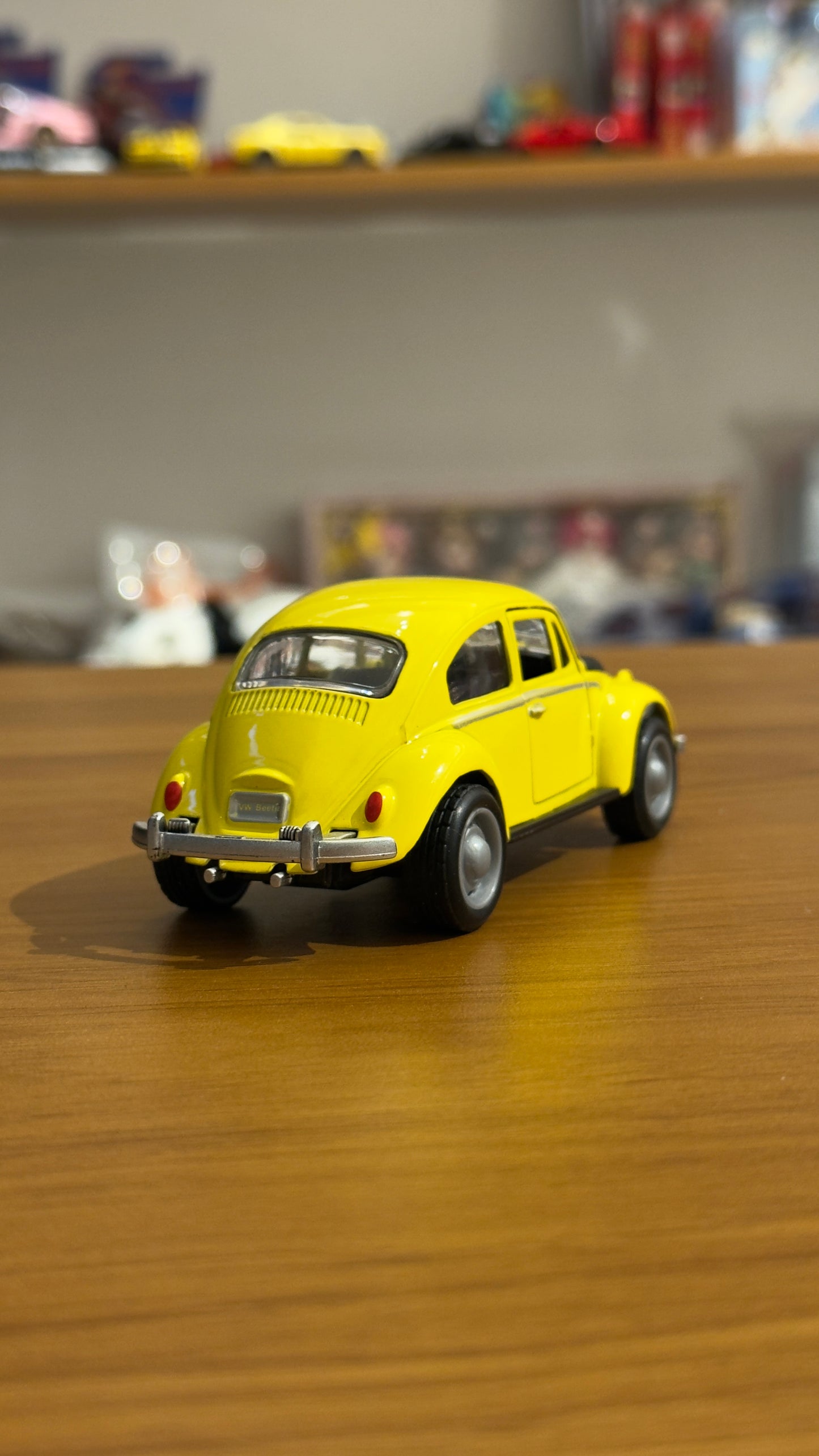 Pull Back Volkswagen Beetle Diecast Car with Openable Doors - Premium Alloy Toy Car for Kids & Collectors | Onebest