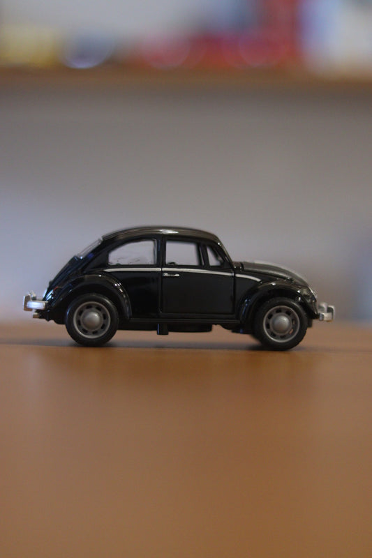 Pull Back Volkswagen Beetle Diecast Car with Openable Doors - Premium Alloy Toy Car for Kids & Collectors | Onebest