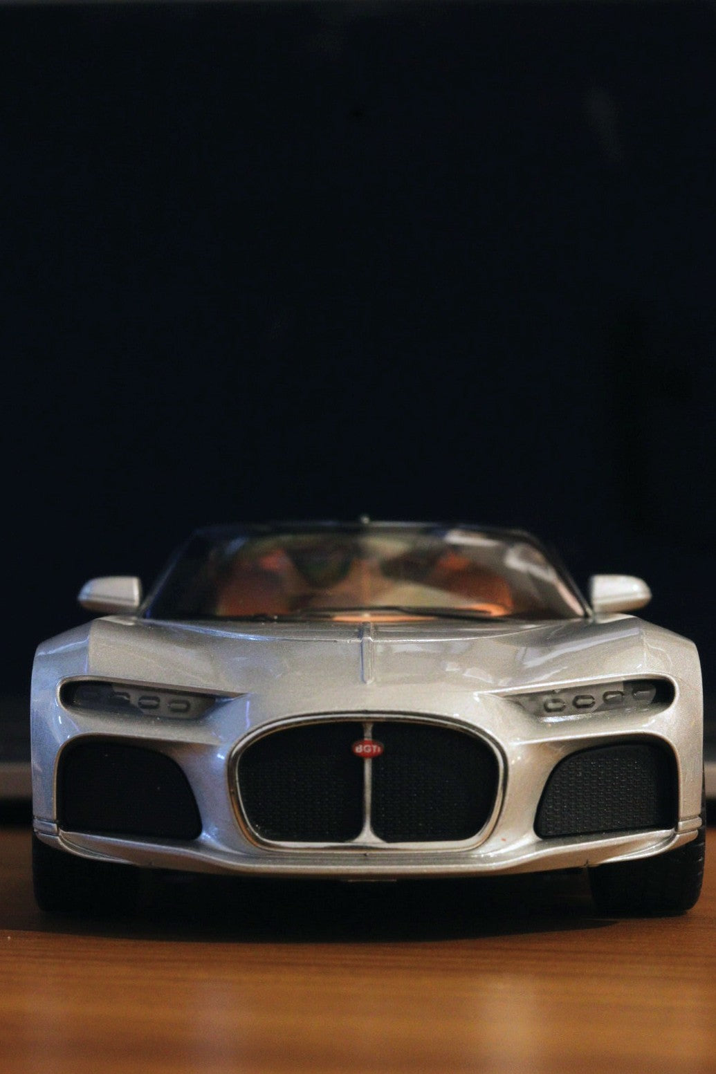 1:24 Bugatti Atlantic Diecast Model Car – Premium Pull Back Collectible Toy | Onebest