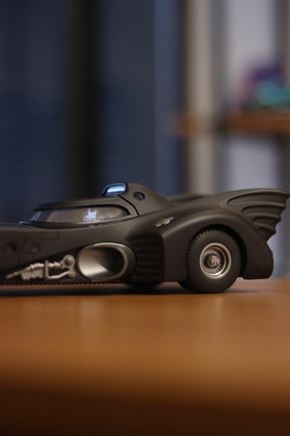 1:18 Giant Batman Die-Cast Car - Premium Metal Batmobile Model | Onebest
