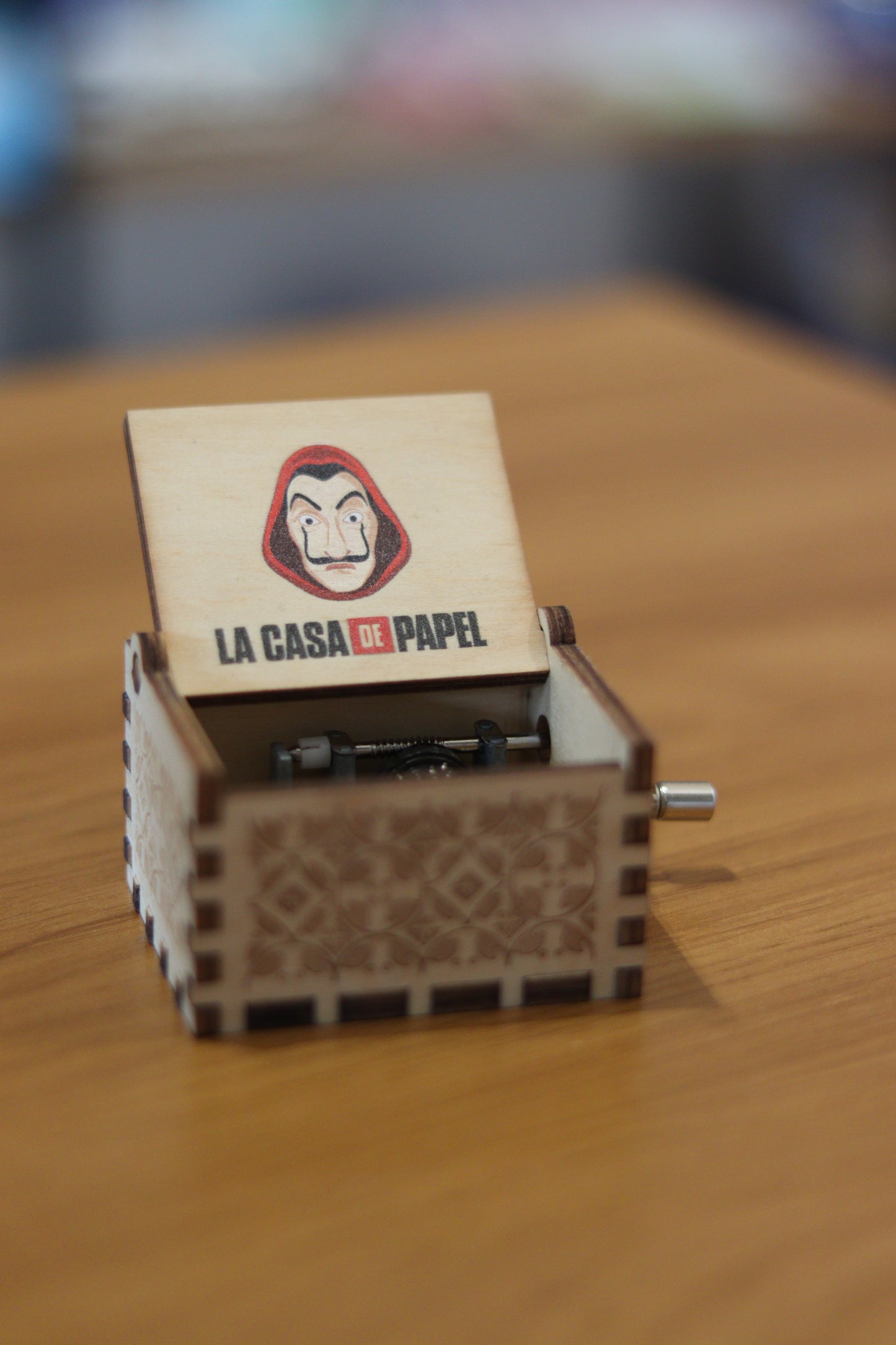 La Casa de Papel Wooden Hand-Crank Music Box | Vintage Musical Collectible | Onebest