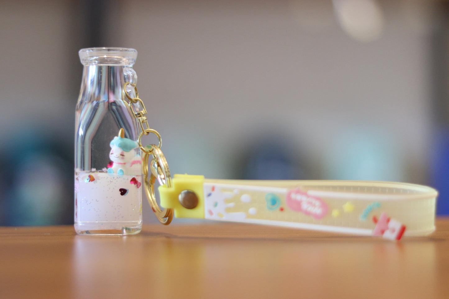 Unicorn Liquid Bottle Keychain – Mini Acrylic Water-Filled Charm with Floating Hearts & Glitter | Cute Pastel Key Ring for Bags & Gifts | Onebest 🦄✨