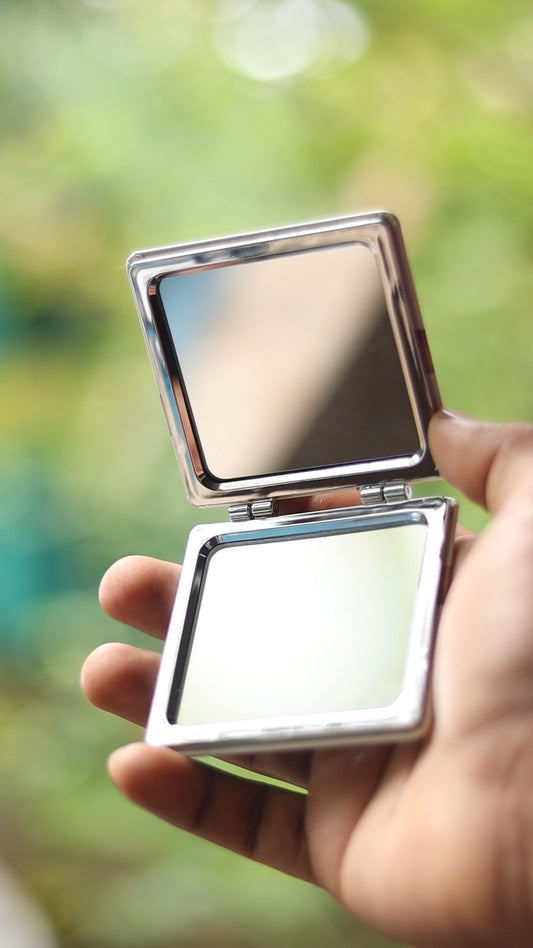 Keychain mirror